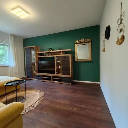 New 1 Bedroom Near Center And * 스플리트